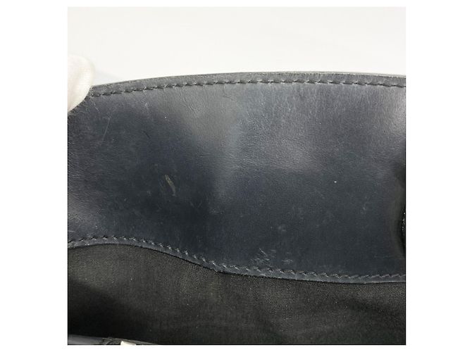 Borsa a mano Passy PM Epi di Louis Vuitton in Noir Nero - vista 8