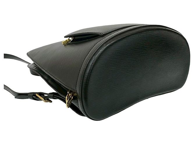 Sac à dos en cuir Epi Louis Vuitton Noir - vue 8