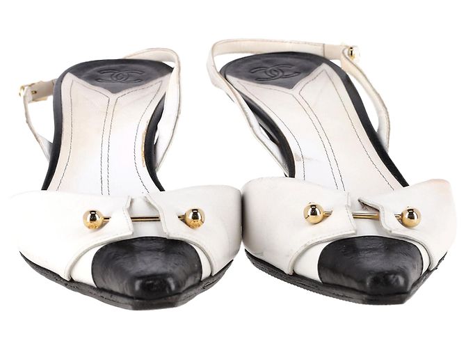 Timeless Chanel CC Slingback Kitten Heel Pumps in White Leather - view 2