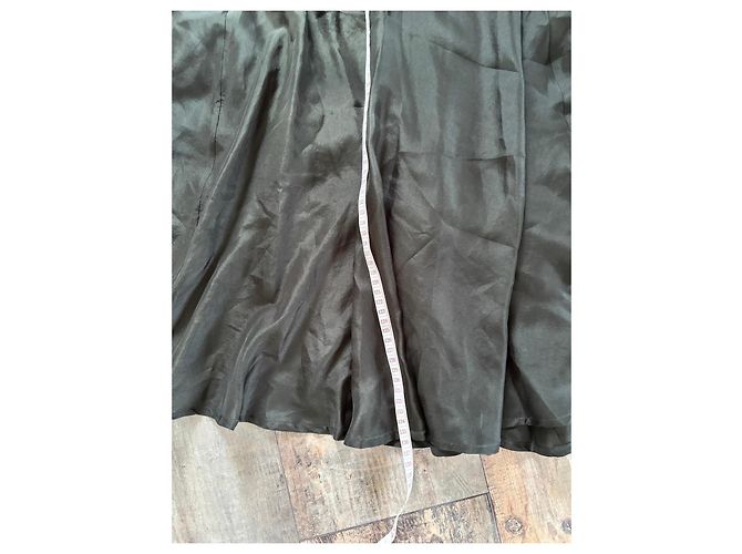 Autre Marque Langes grünes Kalita-Kleid Dunkelgrün - Ansicht 9