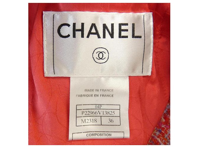 Timeless Chaqueta Chanel P22966V13825 04P Roja - vista 4