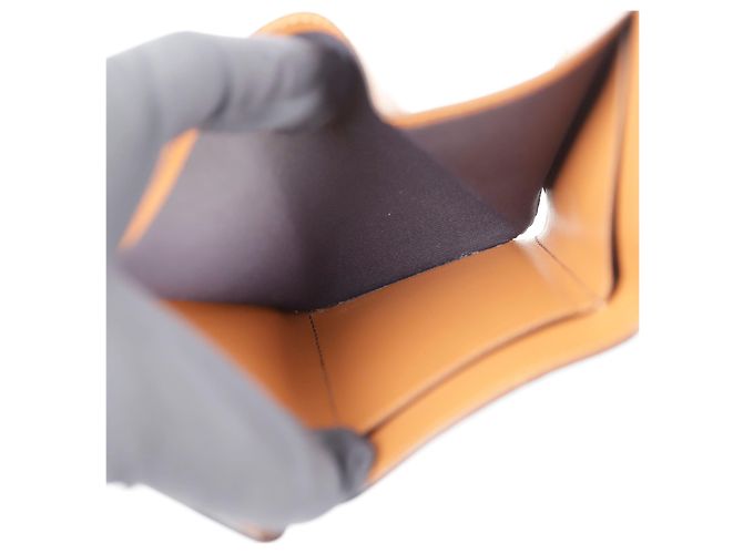 Fendi Billetera Micro Trifold Baguette Castaño - vista 9
