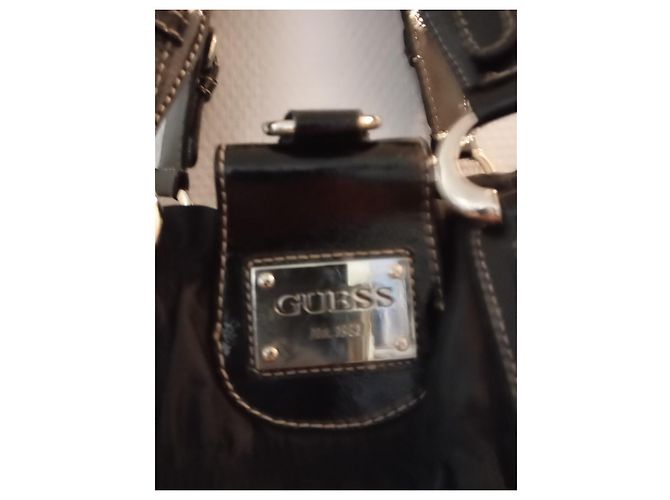 Borsa Guess nera in tessuto plissettato e pelle Nero - vista 4