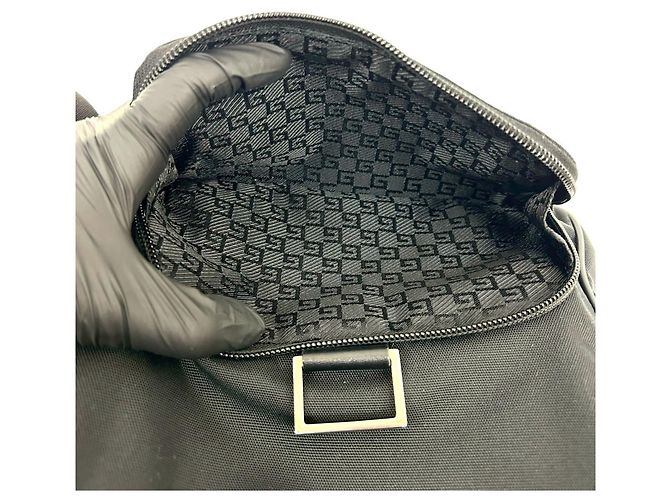 Mochila mini de nylon e couro de bezerro com logo Gucci Preto - vista 11