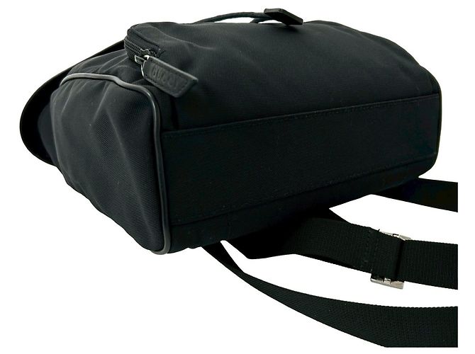 Mochila mini de nylon e couro de bezerro com logo Gucci Preto - vista 8