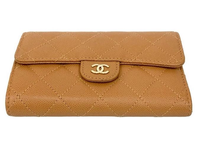 Cartera tri-fold de piel de ternera granulada beige Chanel - vista 6