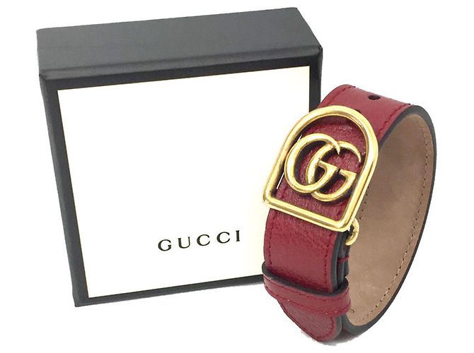 Bracciale in pelle Gucci GG Marmont con charm Rosso D'oro - vista 2