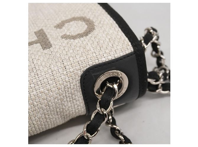 Borsa a Spalla Chanel Deauville Bianco - vista 13