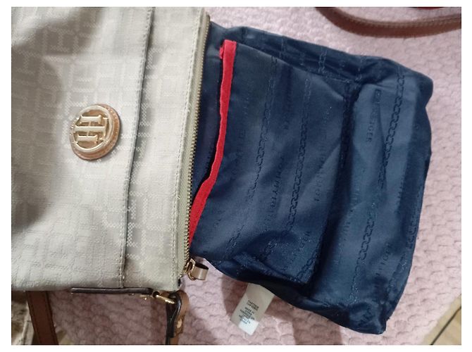 Borsa a Spalla Tommy Hilfiger Monogramma Beige e Pelle Marrone - vista 8