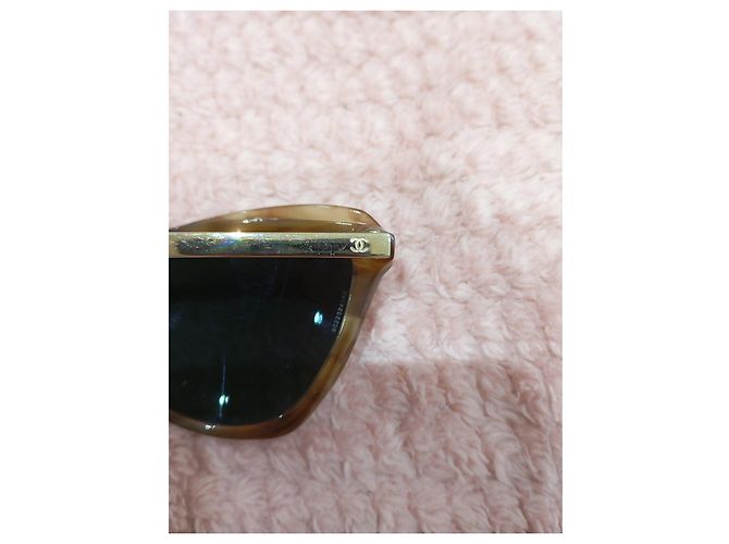 Occhiali da sole Chanel farfalla marrone - vista 4
