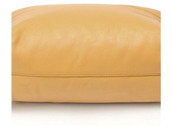 Borsa a Spalla Puffer Flamenco di Loewe Cammello - vista 4