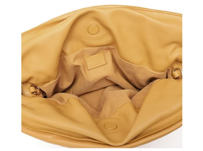 Borsa a Spalla Puffer Flamenco di Loewe Cammello - vista 7