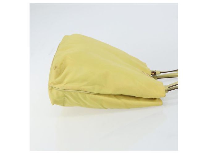 Prada Tote Vintage de Nylon Amarillo - vista 3
