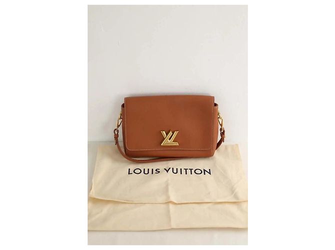 Twist Louis Vuitton Borsa a tracolla in pelle cammello - vista 6