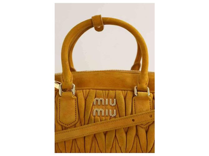 Miu Miu Borsa a mano Arcadie in suede cammello - vista 2
