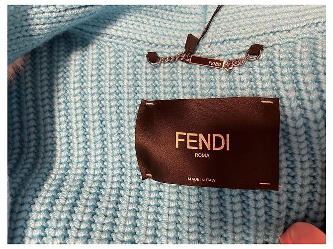 Fendi Karierte Pelzjacke in Hellblau und Weiß - Ansicht 13