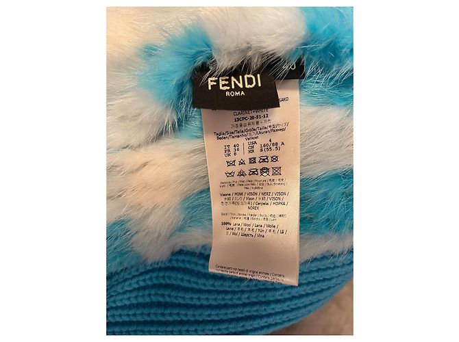 Fendi Karierte Pelzjacke in Hellblau und Weiß - Ansicht 17