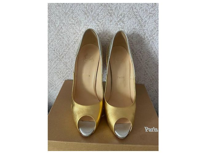 Décolleté Peep-Toe Christian Louboutin - vista 3