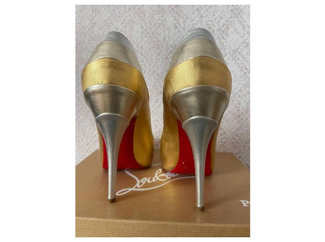 Décolleté Peep-Toe Christian Louboutin - vista 4