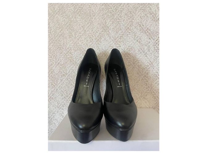 Décolleté in pelle nera con plateau Casadei Nero - vista 2