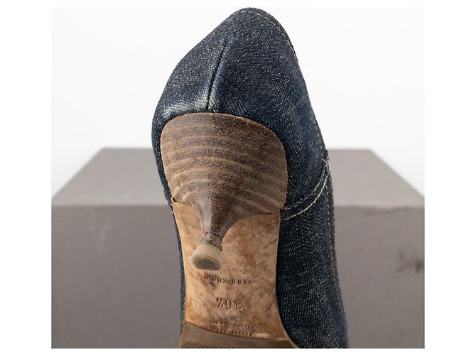 Miu Miu Tacones Kitten de Denim con Punta Cuadrada de los Años 2000 Azul - vista 10