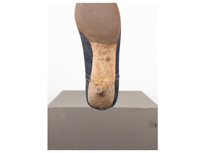 Miu Miu Tacones Kitten de Denim con Punta Cuadrada de los Años 2000 Azul - vista 9