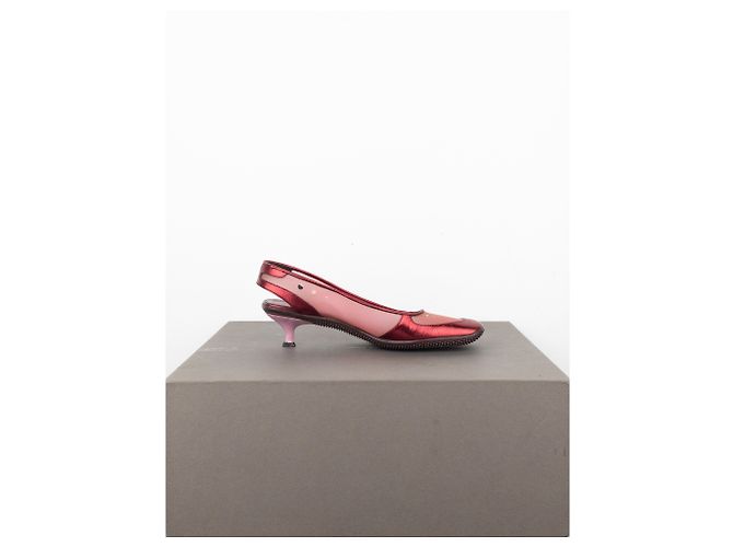 Miu Miu SS00 Tacones Kitten Slingback Transparentes Space Bubble Roja - vista 4