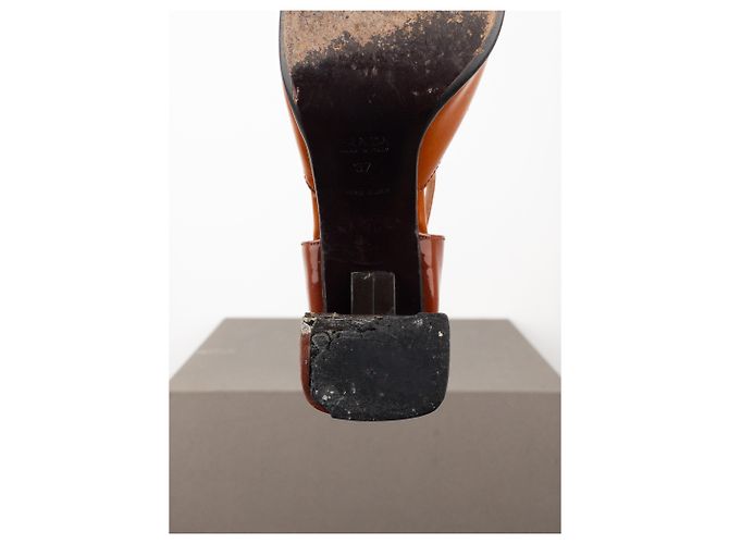 Décolleté brogue a punta quadrata Prada AW99 Marrone - vista 13