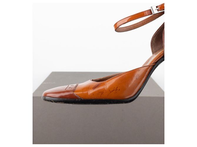 Décolleté brogue a punta quadrata Prada AW99 Marrone - vista 9