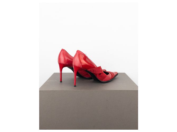 Décolleté a punta affilata Bondage di Dior by Galliano degli anni 2000 Rosso - vista 2
