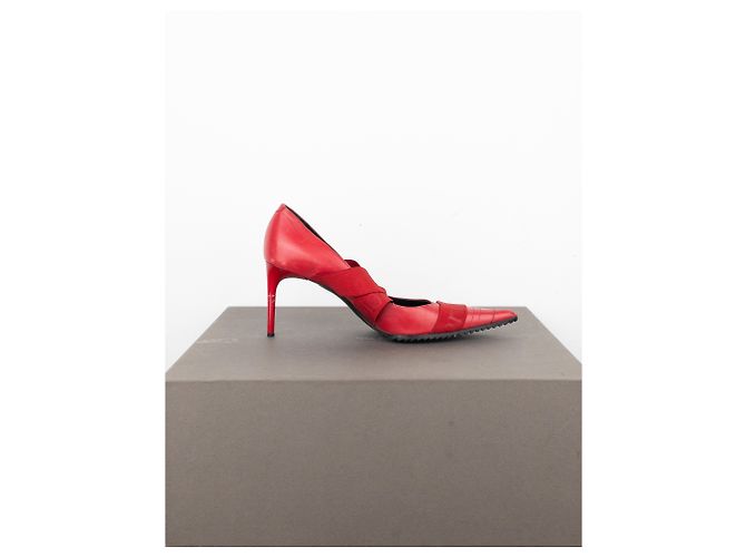 Décolleté a punta affilata Bondage di Dior by Galliano degli anni 2000 Rosso - vista 4