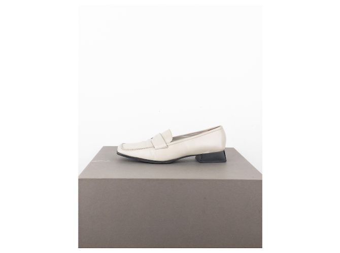 Miu Miu Mocasines de punta cuadrada de los 2000 Blanco - vista 3