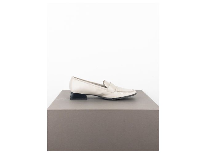 Miu Miu Mocasines de punta cuadrada de los 2000 Blanco - vista 4