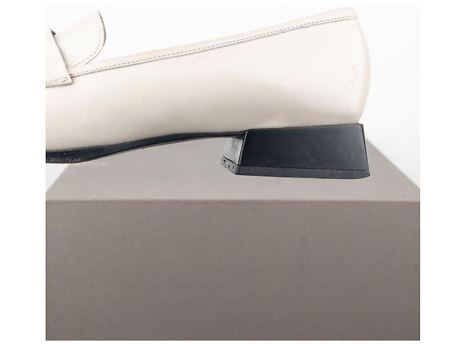 Miu Miu Mocasines de punta cuadrada de los 2000 Blanco - vista 8