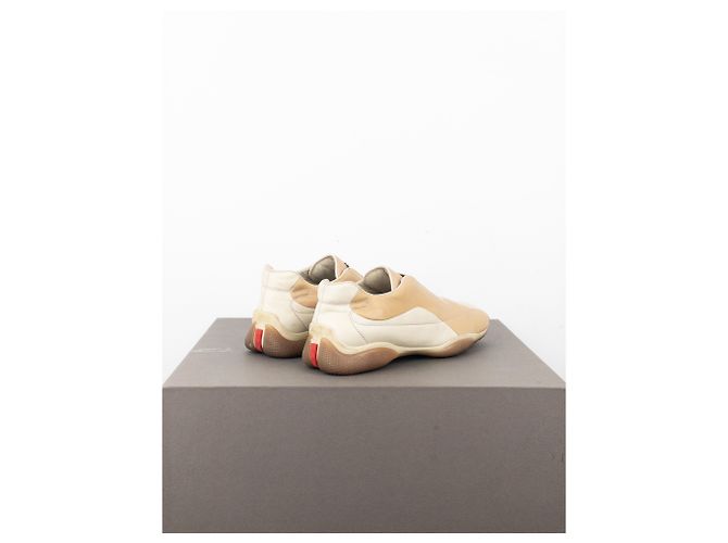 Sneakers basse moto sport con punta quadrata Prada AW99 Beige - vista 2