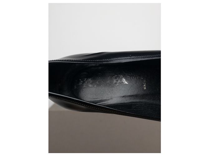 Prada Pumps mit spitzem Absatz aus den 2000er Jahren Schwarz - Ansicht 8