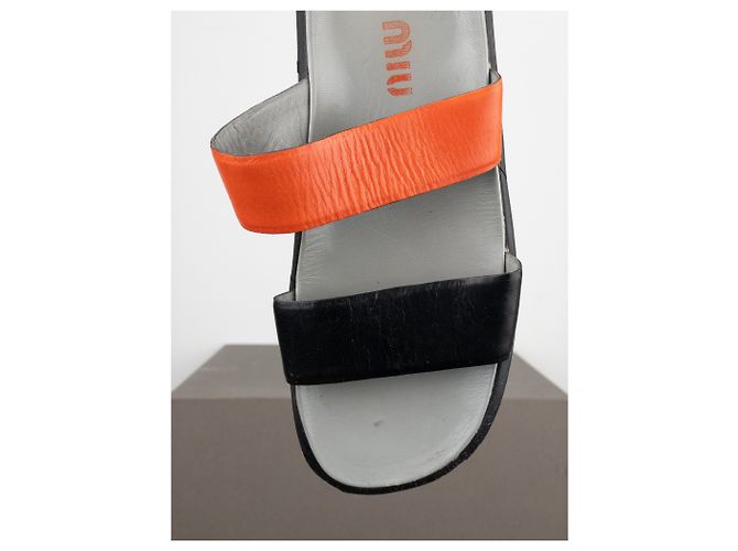 Miu Miu SS99 Sandali con suola a bolla Cleat Nero - vista 7