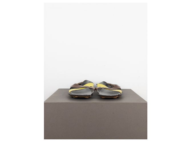 Miu Miu SS99 Sandali con suola a bolla Cleat Nero - vista 5