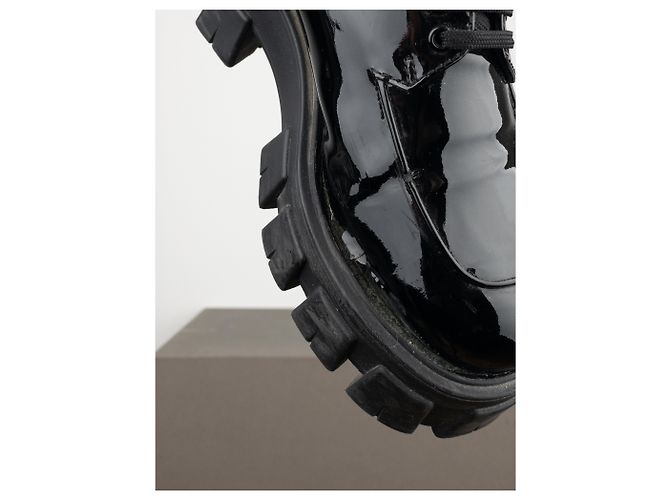 Prada 'Monolith' Derby-Schuhe mit Lug-Sohle Schwarz - Ansicht 11