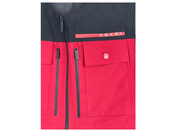 Chaleco cargo corto de shell impermeable Extreme-Tex de Prada Roja - vista 5
