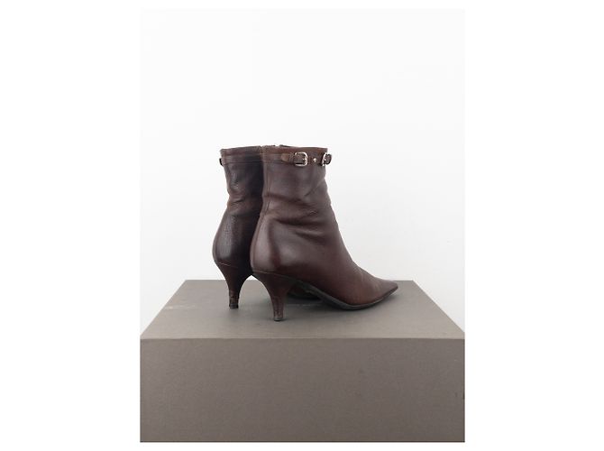 Botines de tacón kitten con punta cuadrada y hebilla de Prada de los 2000 Castaño - vista 2