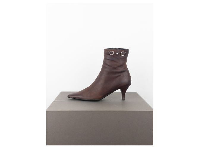 Botines de tacón kitten con punta cuadrada y hebilla de Prada de los 2000 Castaño - vista 3
