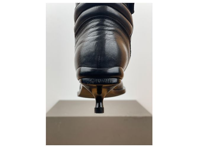 Miu Miu AW99 Kitten Heel Biker Stiefel Schwarz - Ansicht 10