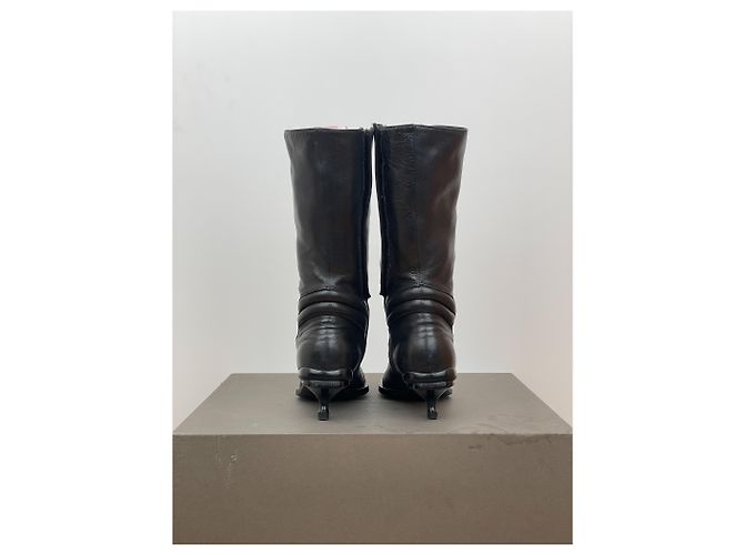 Miu Miu AW99 Kitten Heel Biker Stiefel Schwarz - Ansicht 6