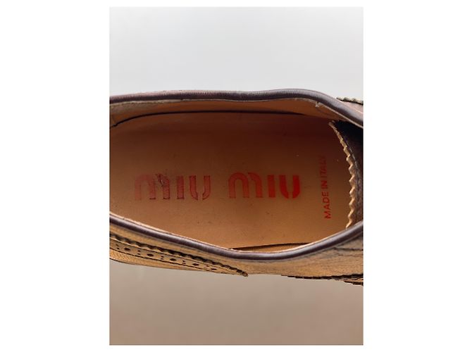 Miu Miu SS99 Derbies de punta cuadrada con suela de picos Castaño - vista 8