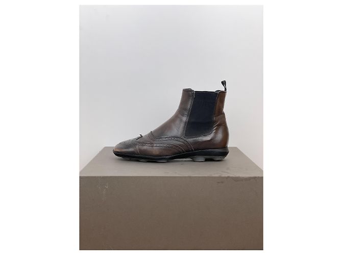 Botas Chelsea brogue de punta cuadrada con suela de picos Miu Miu SS99 Castaño - vista 3