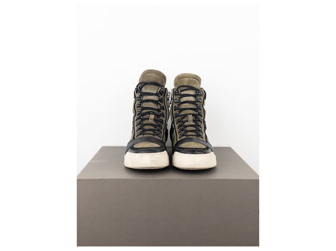 Tênis de cano alto Balmain x H&M AW14 - vista 5
