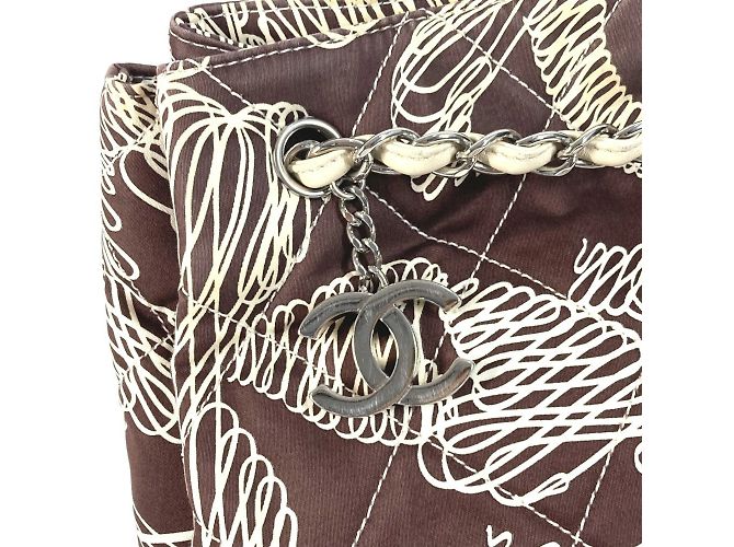 Chanel Vintage gesteppte Tragetasche Braun Beige - Ansicht 9