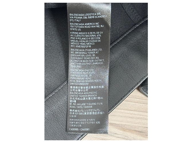 Balenciaga Garde-Robe  unisex  Oversized Schwarz - Ansicht 13
