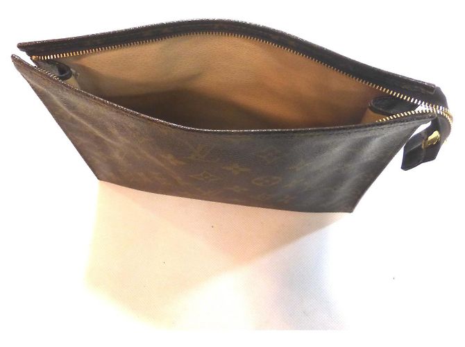 Louis Vuitton Pochette 26 Monogramma - 834 Marrone - vista 10